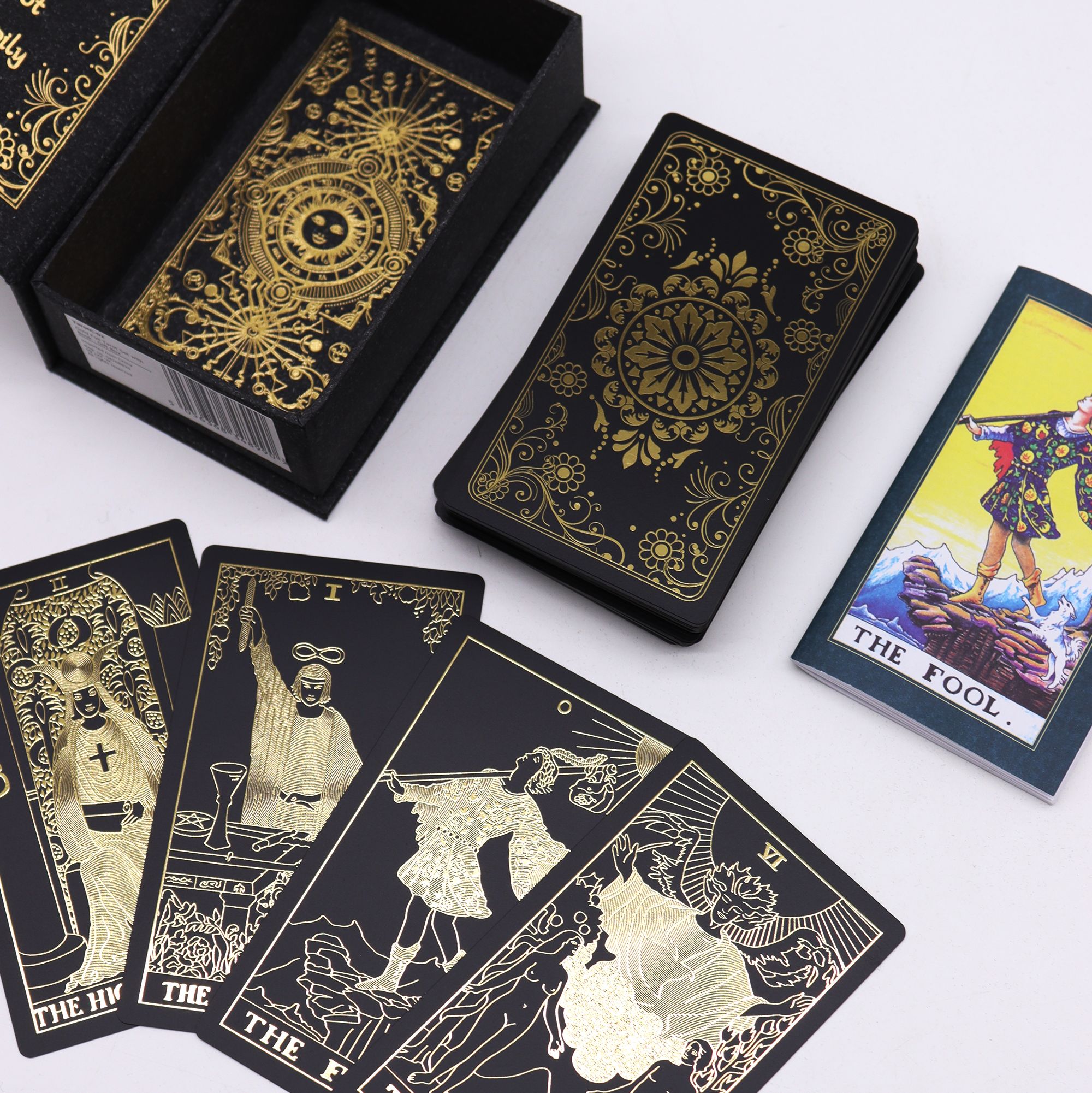 Tarot de color Dorado con Libro - Caja de Regalo - Imagen 3
