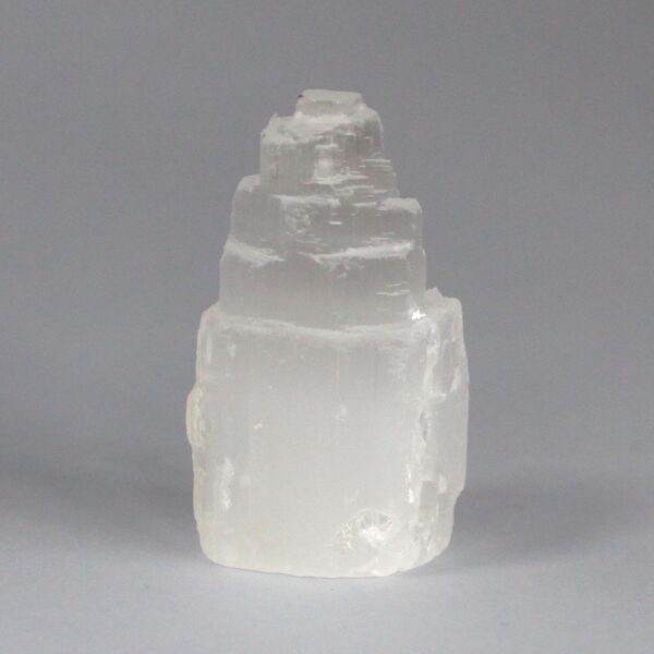 Second image of Torre de selenita natural - 5 cm