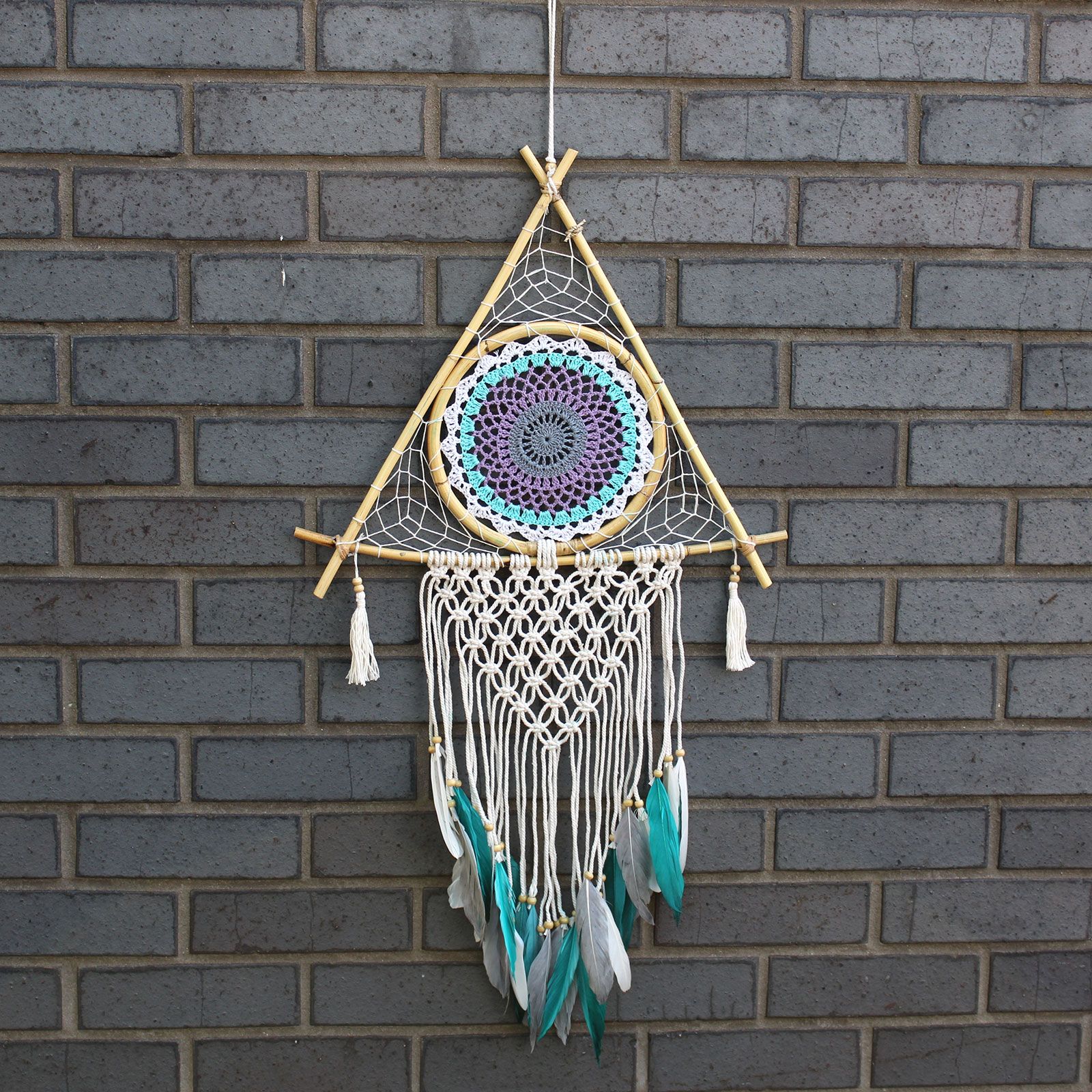 Atrapasueños - Lrg Macrame Piramide Blanco/ Turquesa - Imagen 4