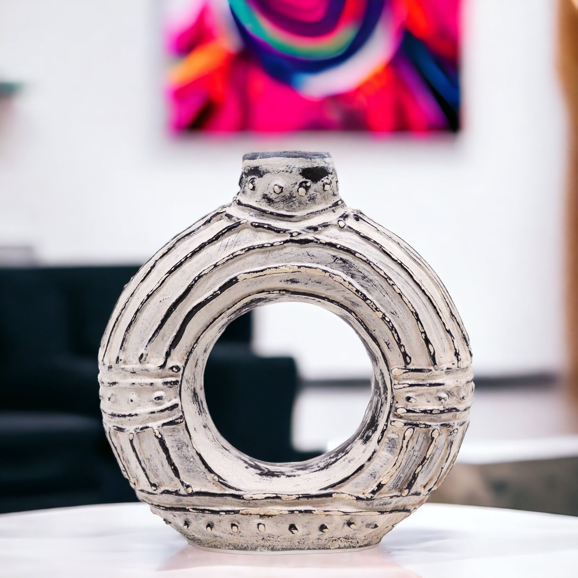 Jarrón redondo con forma de donut - Crema 18cm - Imagen 2